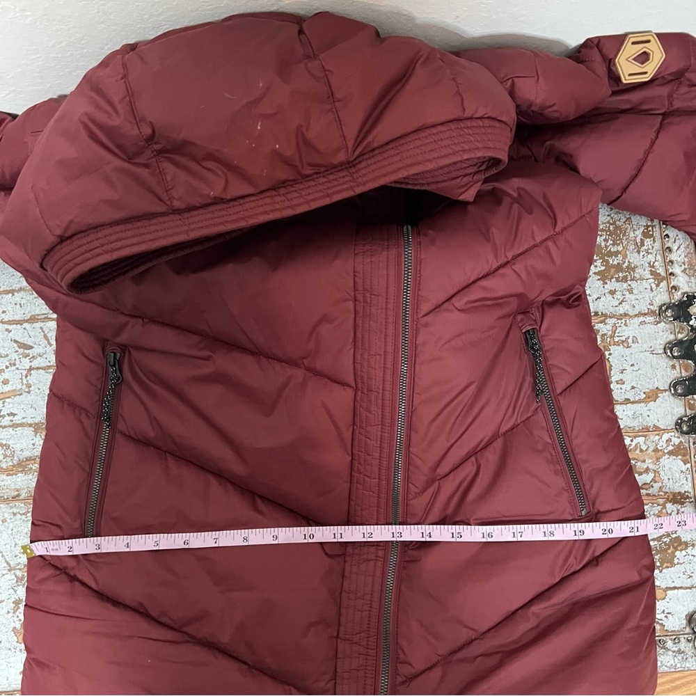Volcom Structure Down Puffer Jacket - Picture 15 of 16